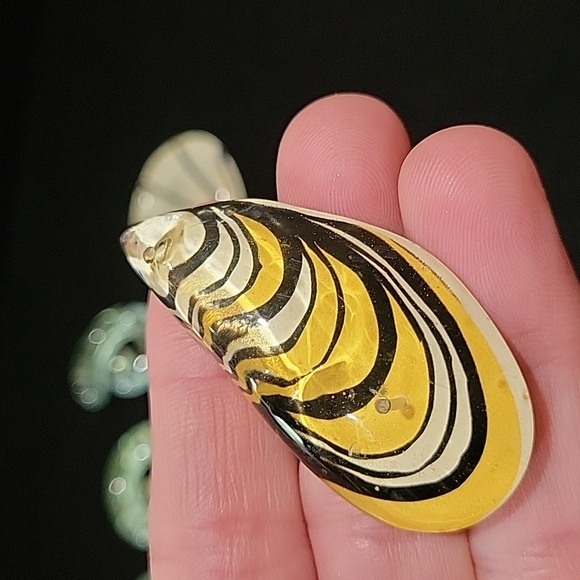 Beautiful handmade resin beads - Picture 6 of 9